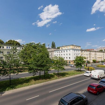 Stylish & Trendy 1 Bedroom Apartment Wola With Parking By Renters Warsawa Bagian luar foto