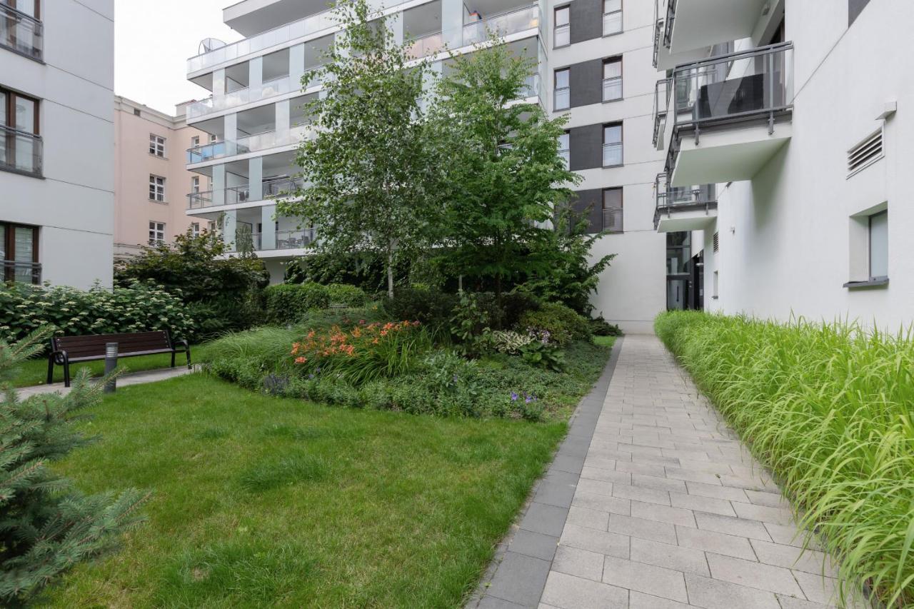Stylish & Trendy 1 Bedroom Apartment Wola With Parking By Renters Warsawa Bagian luar foto